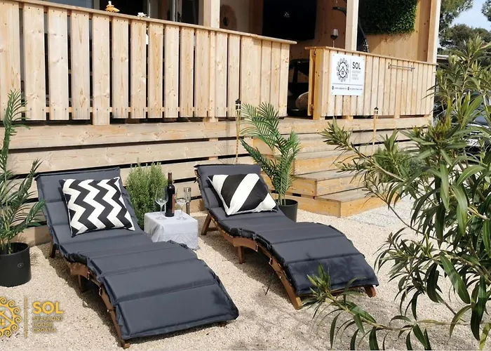 Prázdninový dům Sol- Seafront House Croatia: Your First Row To The Drage